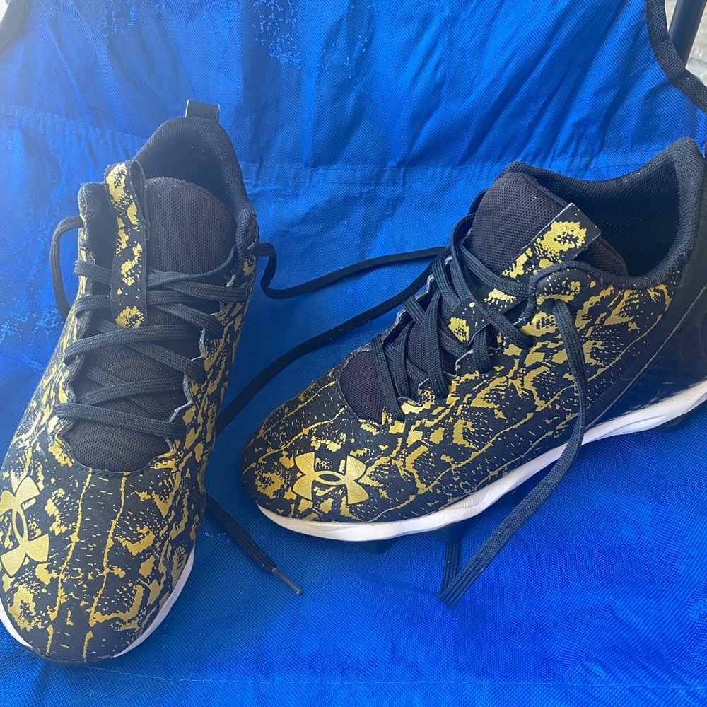 Under Armour football cleats